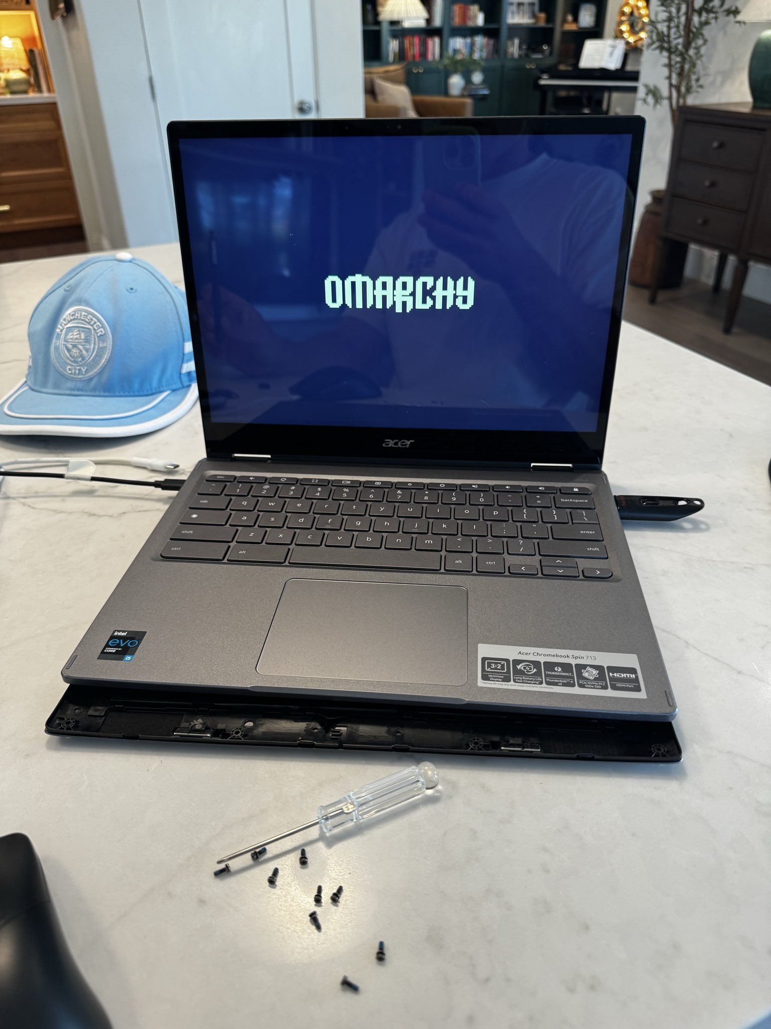 Omarchy Arch Linux installer running on Acer Spin 713
